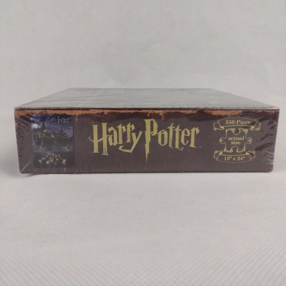 World of Harry Potter Collectors 550 Piece Puzzle 18" x 24" Hogwarts, Magical